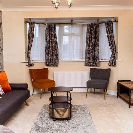 Burnham House - Labrad Homes Extérieur photo