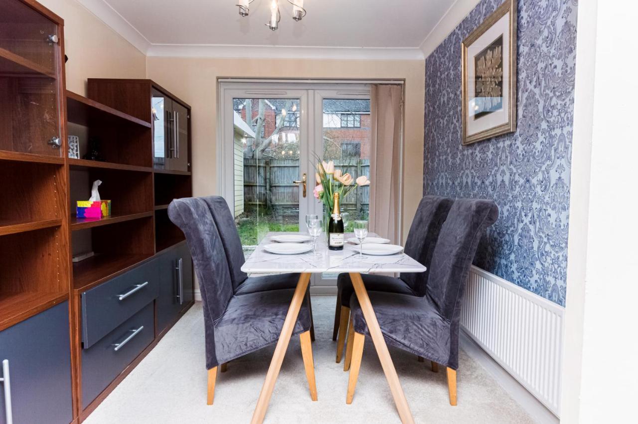 Burnham House - Labrad Homes Extérieur photo